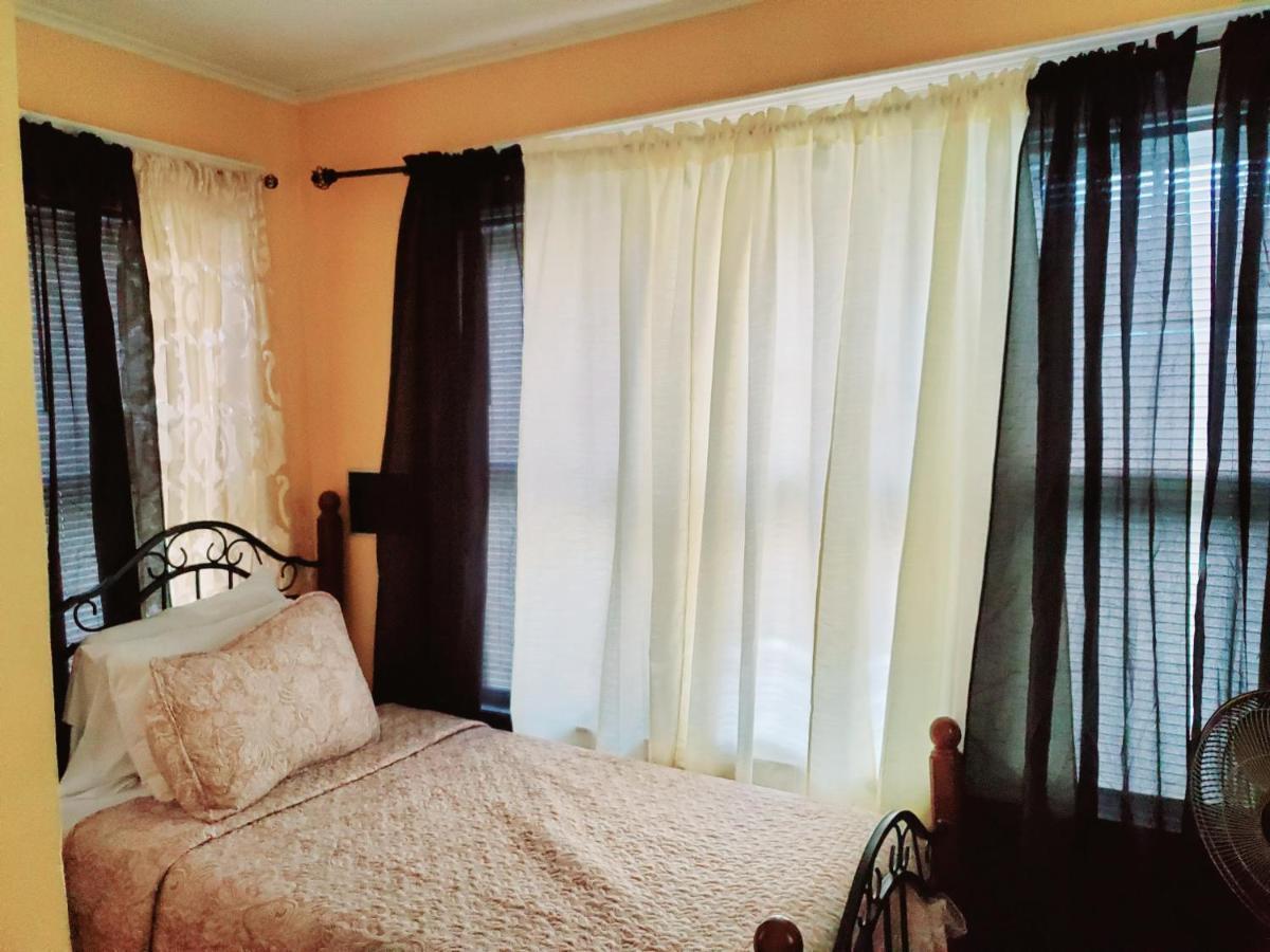 Fearlessrose Vacation Rental 89 Springfield Εξωτερικό φωτογραφία